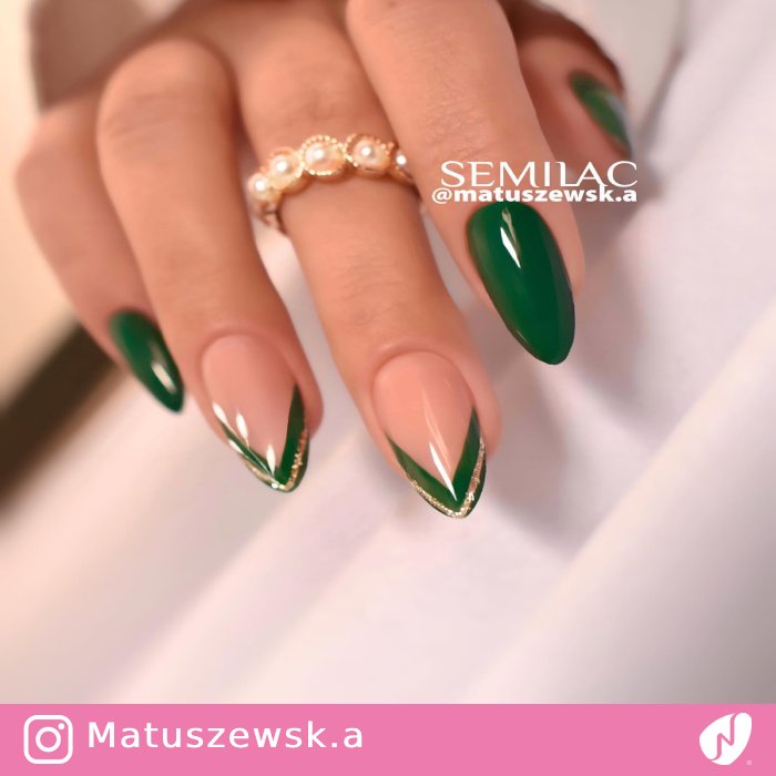 Green Chevron with Glitter Lines